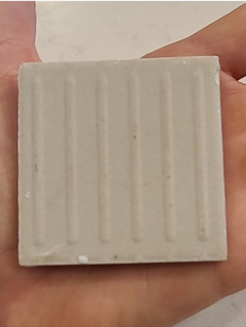 Mini Handpainted Tile - Picture 2 of 2